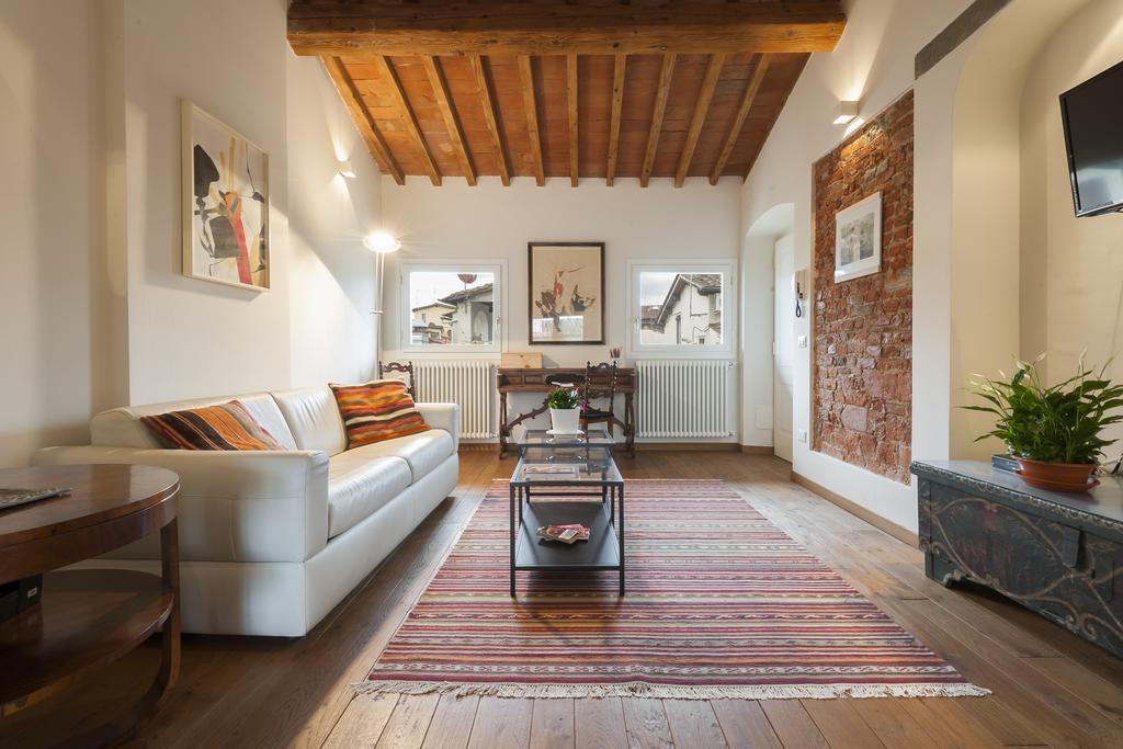 Poet'S Santo Spirito Apt. Lägenhet Florens Exteriör bild