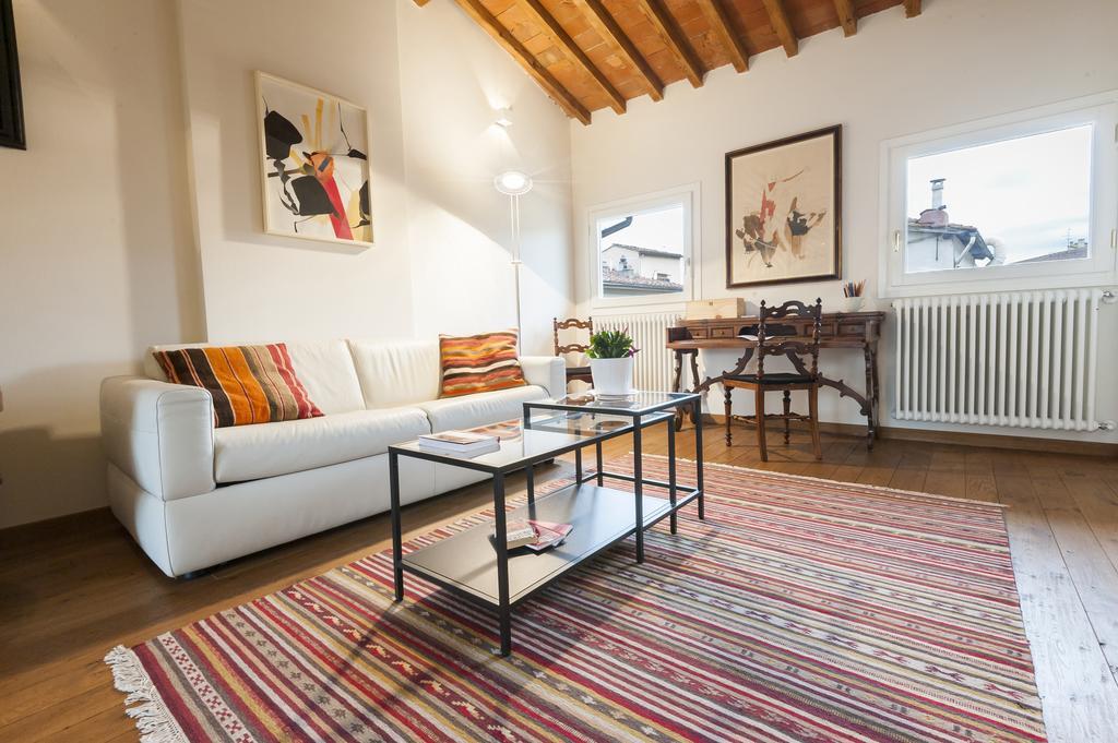 Poet'S Santo Spirito Apt. Lägenhet Florens Exteriör bild
